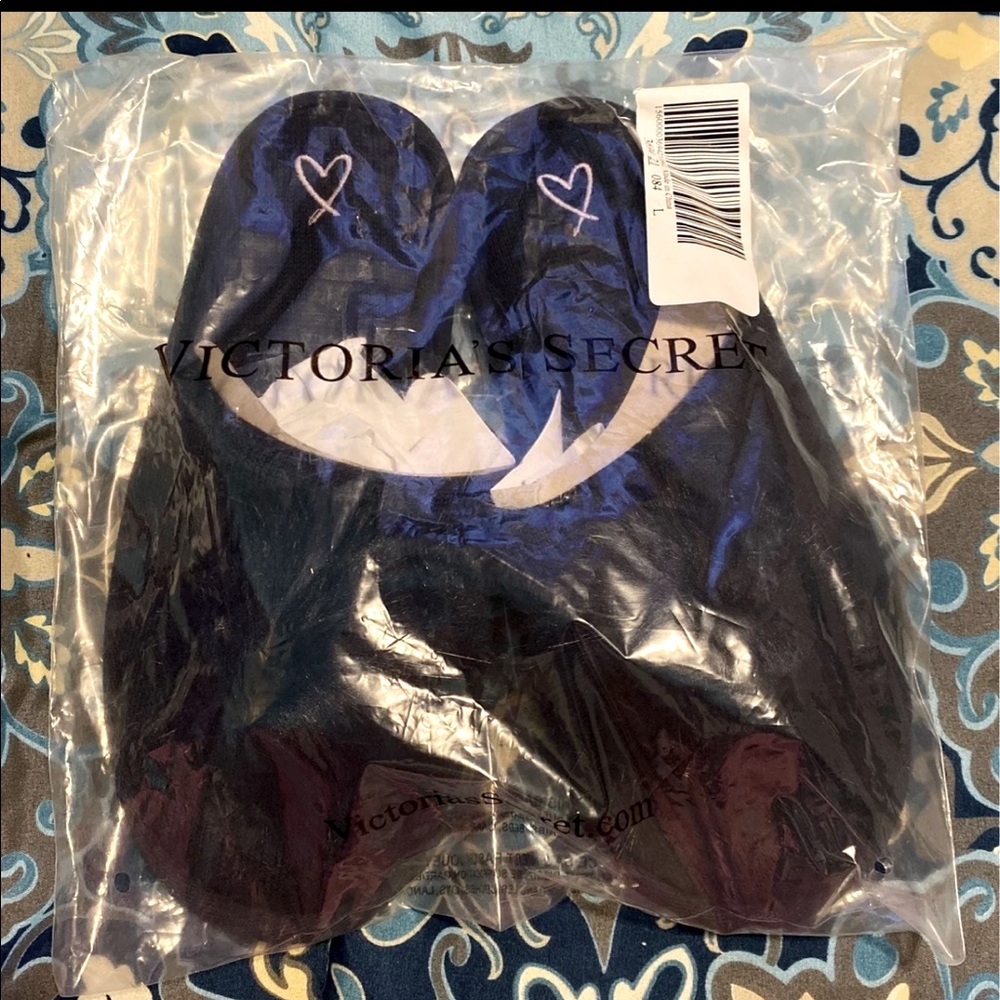 Victoria’s Secret Pom Pom Slippers